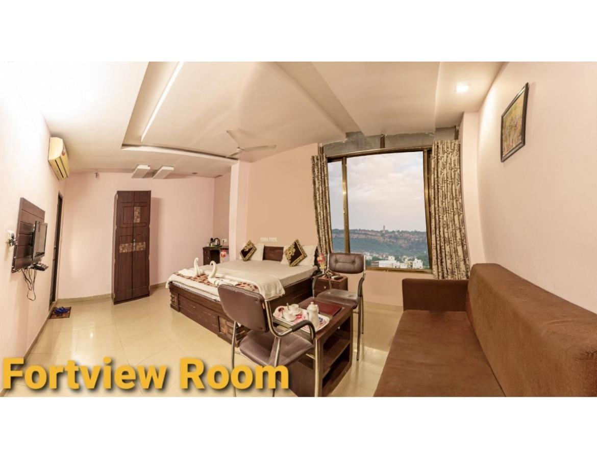 Hotel Shivam Fort View, Chittorgarh المظهر الخارجي الصورة